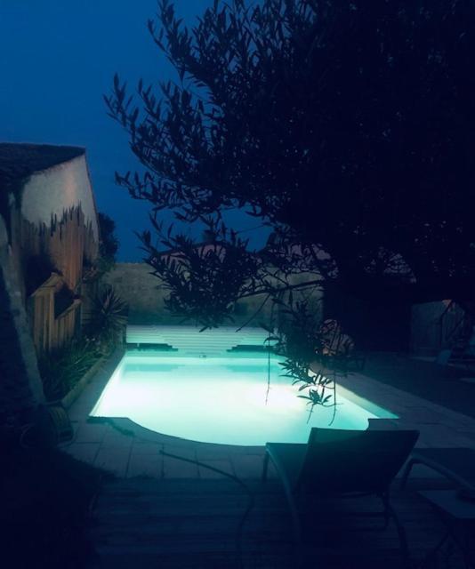 Aux Portes Des Iles Saint-Just-Luzac 외부 사진