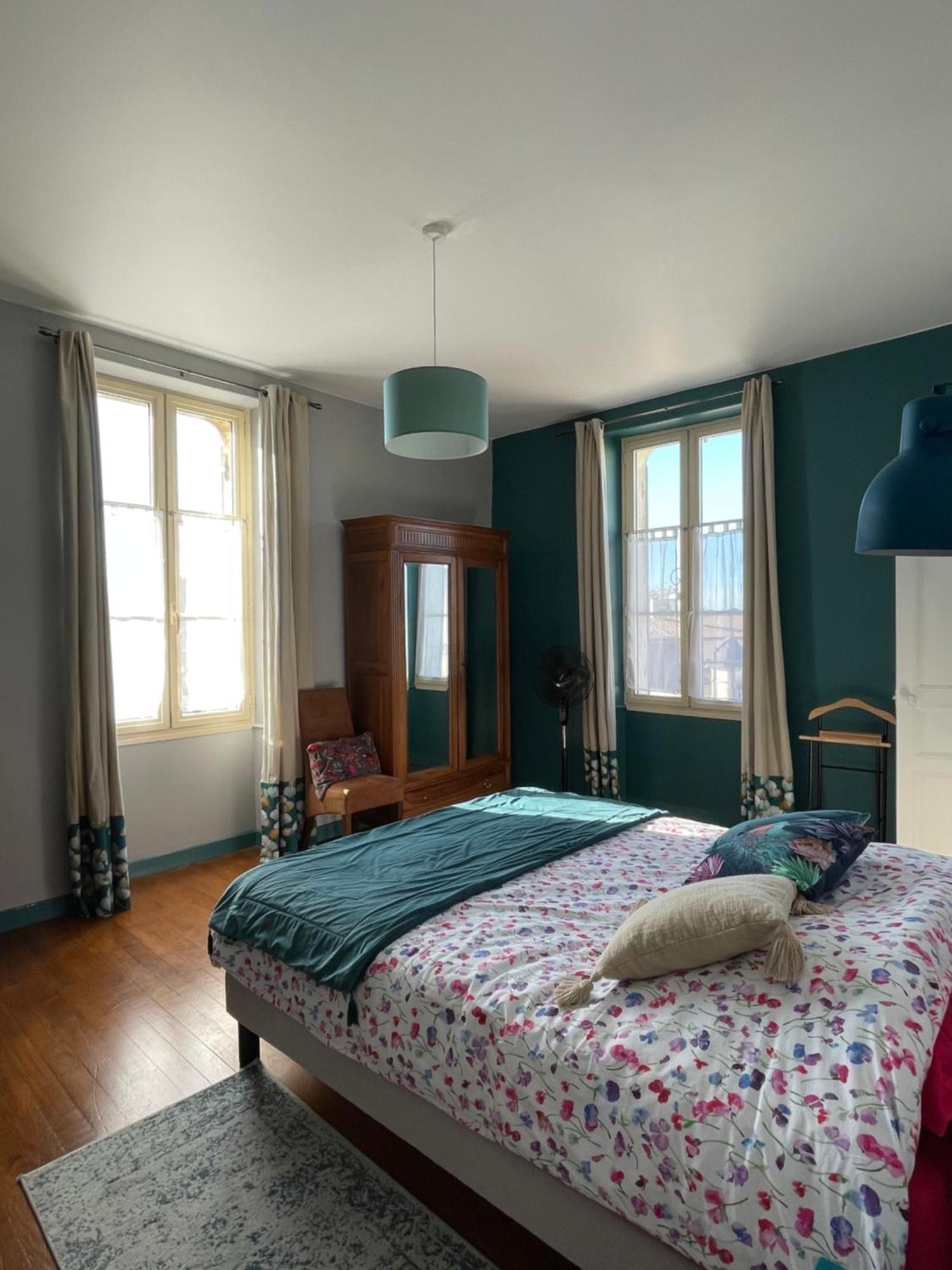 Aux Portes Des Iles Saint-Just-Luzac 외부 사진
